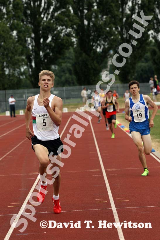 1500 metre 09